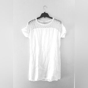 Linen dress w/lace detail shoulders